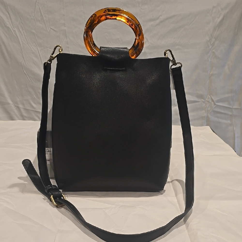 American Eagle Outfitters   Black Vegan Crossbody Bag With Tortoise Handle